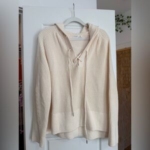 Baggy hooded sweater